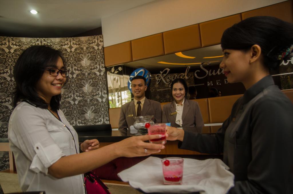 Royal Suite Condotel Μεντάν Εξωτερικό φωτογραφία