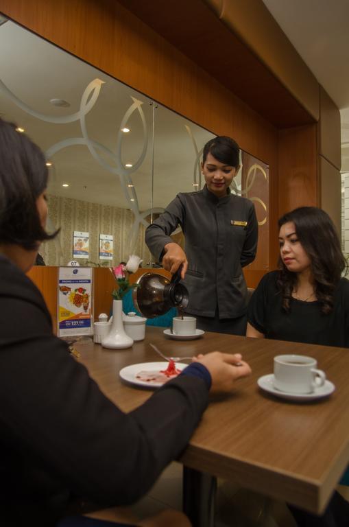 Royal Suite Condotel Μεντάν Εξωτερικό φωτογραφία