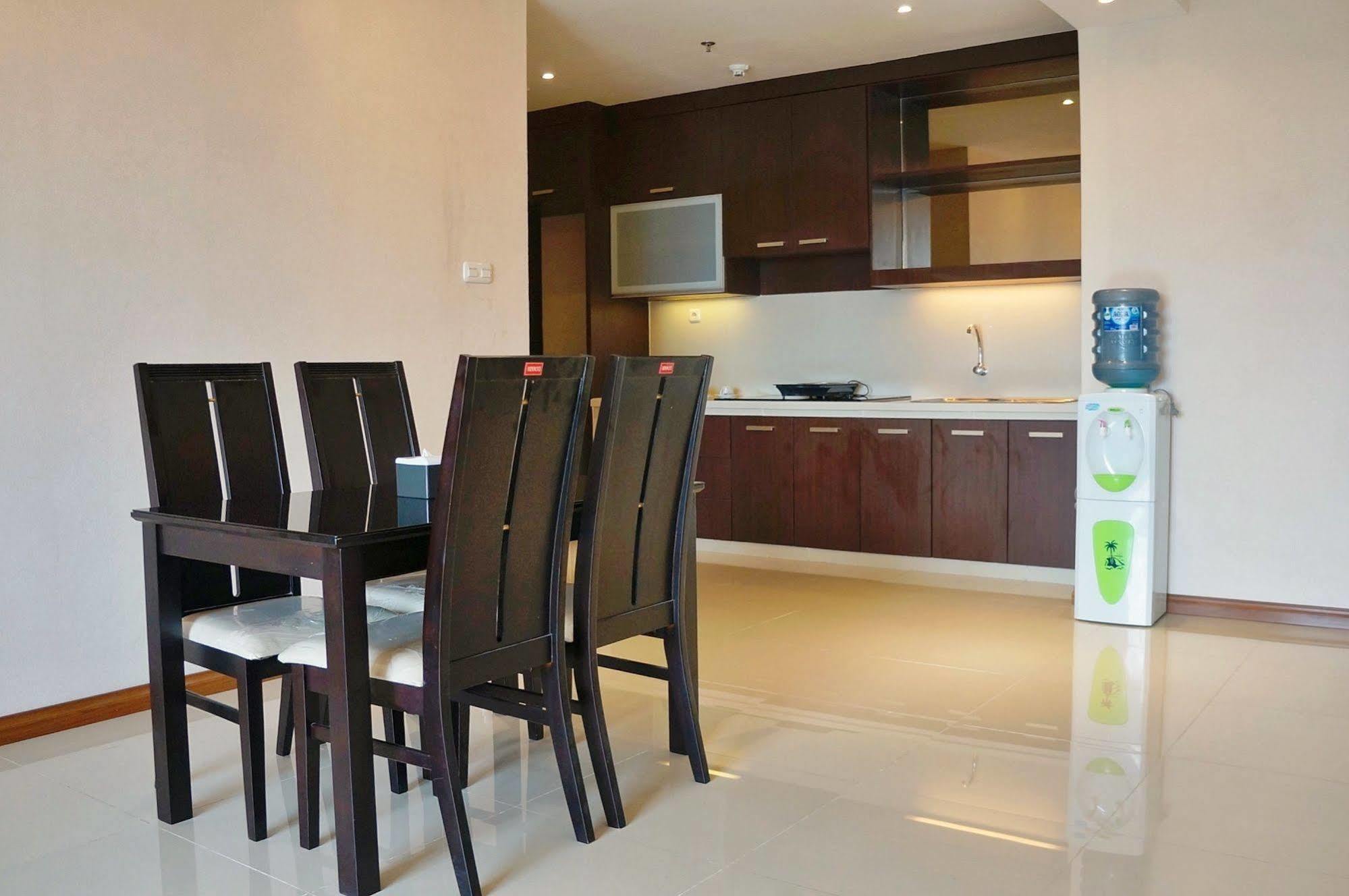 Royal Suite Condotel Μεντάν Εξωτερικό φωτογραφία